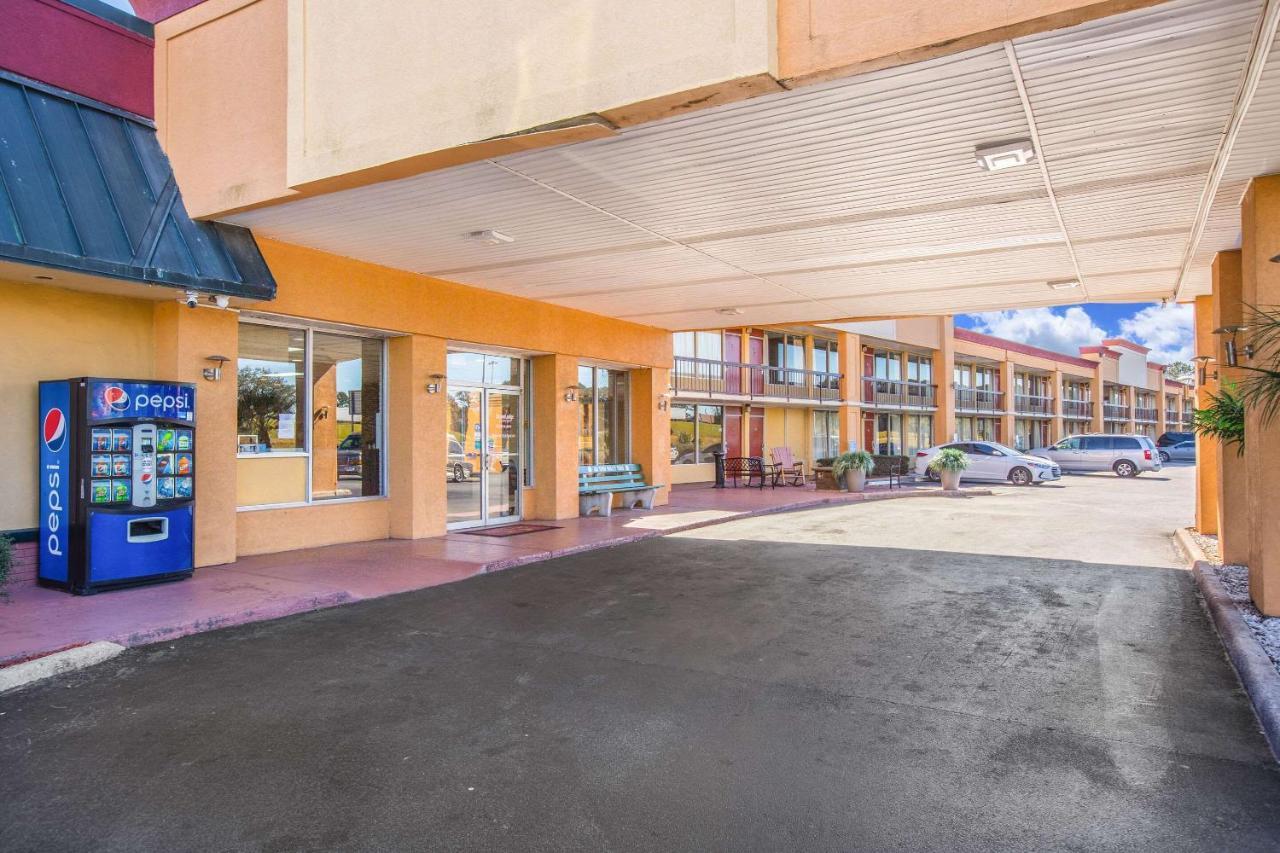 Econo Lodge Choice Hotels I 95 Savannah Gateway 24 Hour Fitness Center On Site Guest Laundry On Site Perkins Restaurant Georgetown Eksteriør bilde