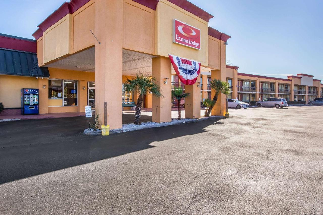 Econo Lodge Choice Hotels I 95 Savannah Gateway 24 Hour Fitness Center On Site Guest Laundry On Site Perkins Restaurant Georgetown Eksteriør bilde