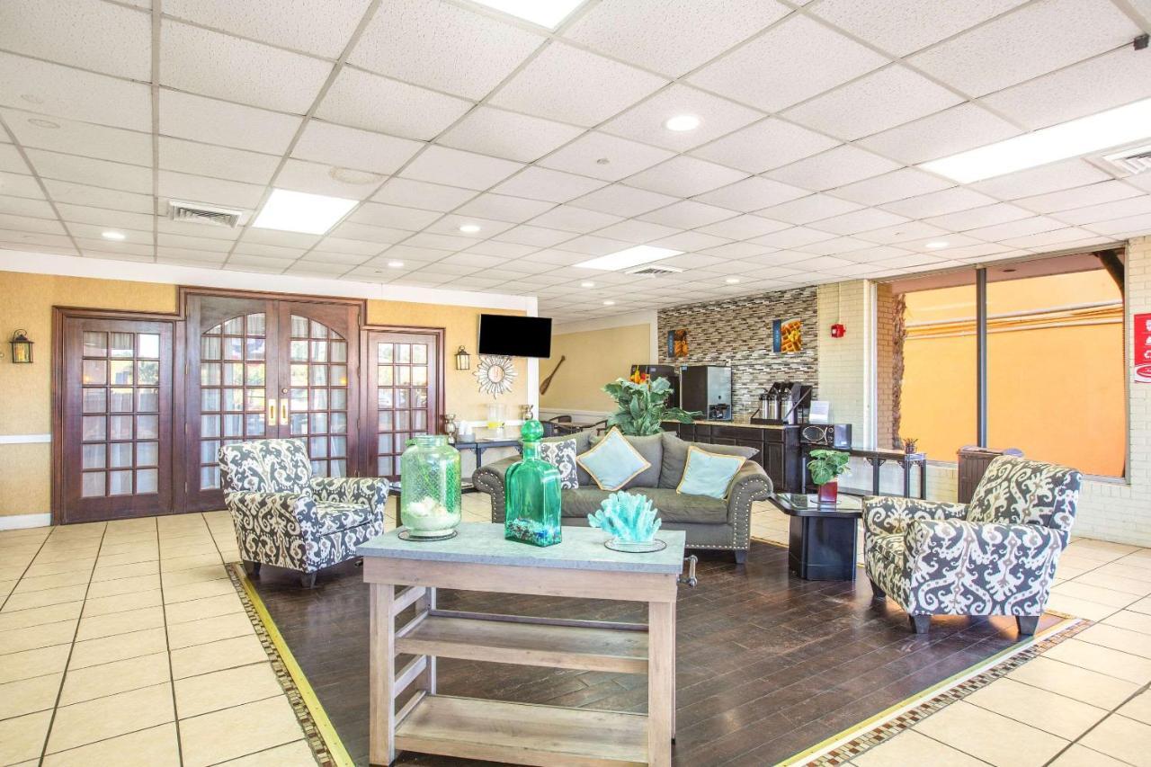Econo Lodge Choice Hotels I 95 Savannah Gateway 24 Hour Fitness Center On Site Guest Laundry On Site Perkins Restaurant Georgetown Eksteriør bilde