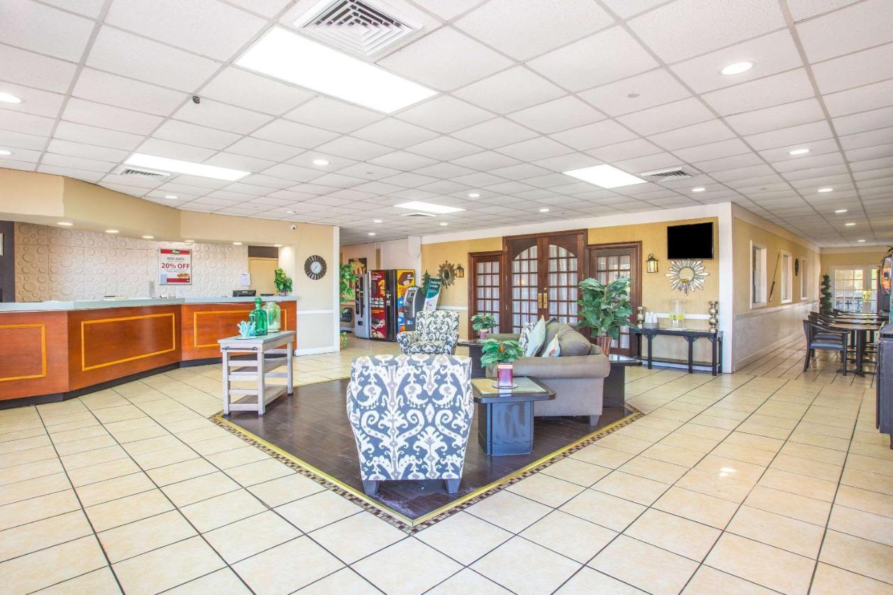 Econo Lodge Choice Hotels I 95 Savannah Gateway 24 Hour Fitness Center On Site Guest Laundry On Site Perkins Restaurant Georgetown Eksteriør bilde